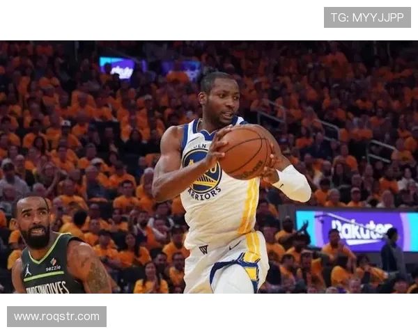 邓利维谈库明加角色起伏仍需围绕其打造球队核心在新赛季寻找稳定表现空间